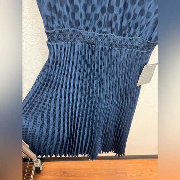 Max Studio NWT Polka Dot Pleated Flutter Sleeve Dress Size S - Picture 6 of 13